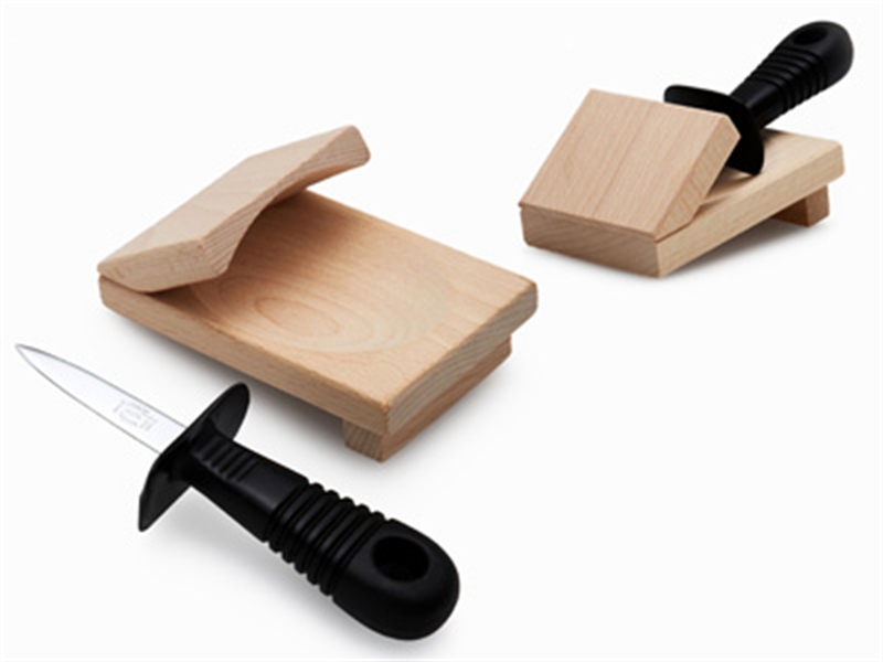 André Verdier Oyster Shucker with Wooden Guard | Chef’s Complements