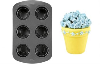 Wilton Flower Pot Cake Pan