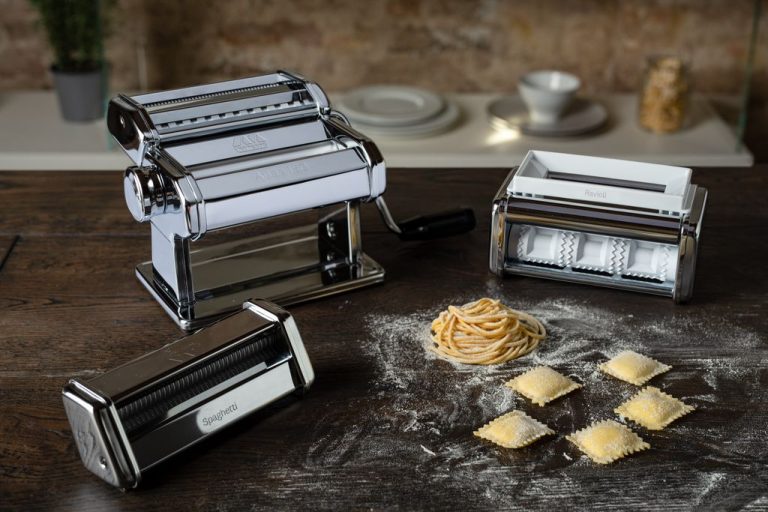 Marcato Pasta Machine Atlas 150 Gift Set 3 Piece Chef s Complements