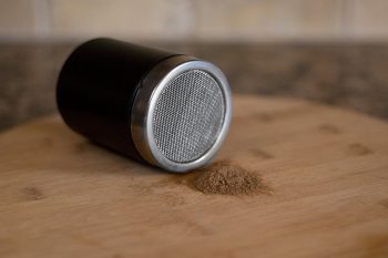 Crema Pro Shaker For Cinnamon or Chocolate (4 Colours)