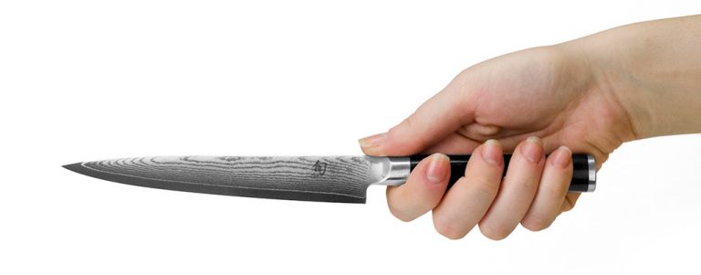 DM0701 Kai Shun Classic Utility Knife 15cm Holding