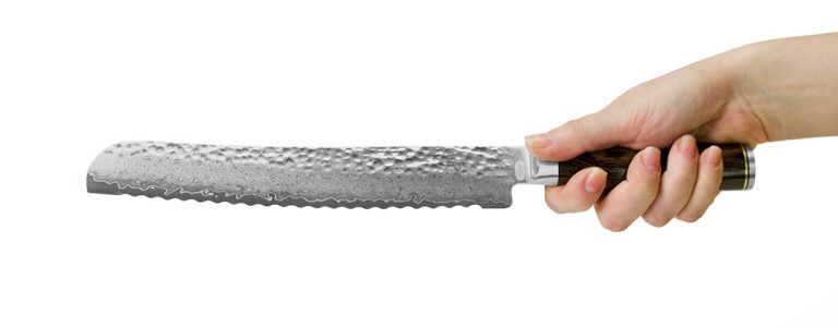 TDM0705 Kai Shun Premier Bread Knife 23cm Holding