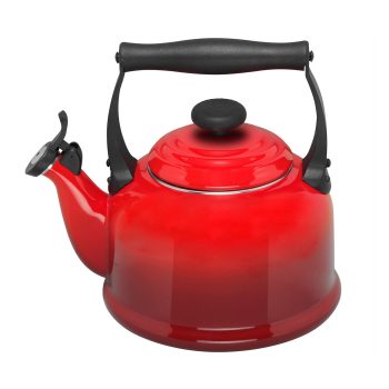 Le Creuset Traditional Kettle 2.1L (4 Colours) - Cerise