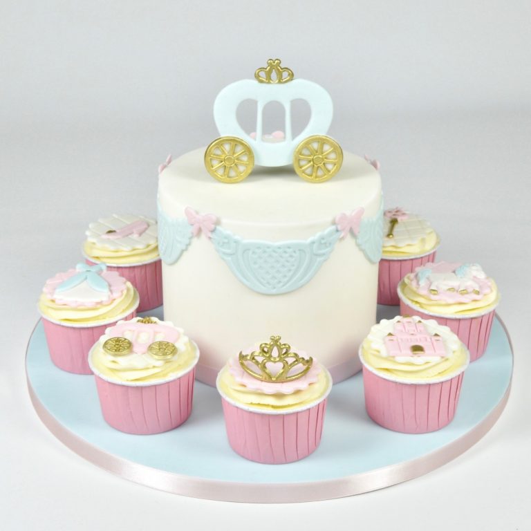 Fairytale cake using fmm tappits