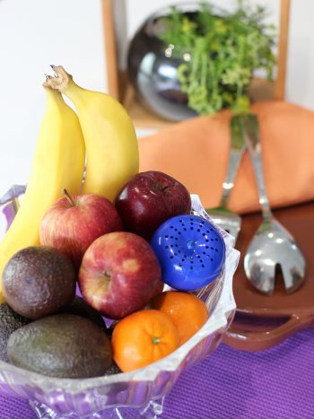 bluapple in fruit bowl