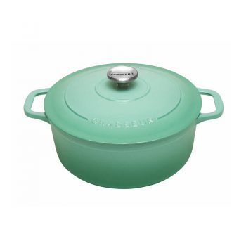 Chasseur Cast Iron French Oven Round