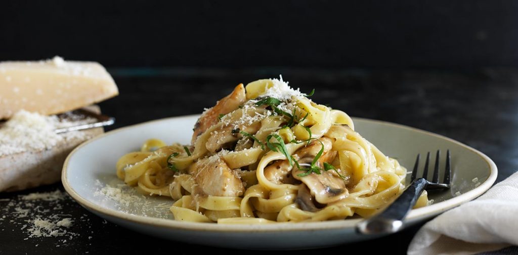 Creamy-Mushroom-&-Chicken-Fettucine-2