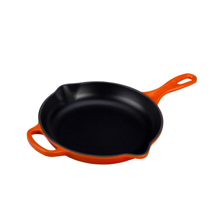 Le Creuset Signature Round Skillet 20cm Volcanic