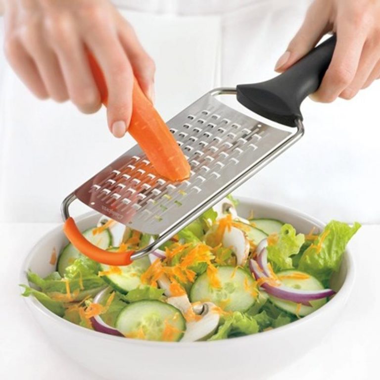 Cuisipro Surface Glide Technology Coarse Grater sh/38890 lifestyle