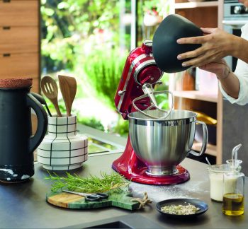 KitchenAid 7qt. Bowl-Lift Stand Mixer with Touchpoints - Pistachio