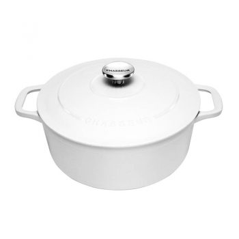 Chasseur Cast Iron French Oven Round