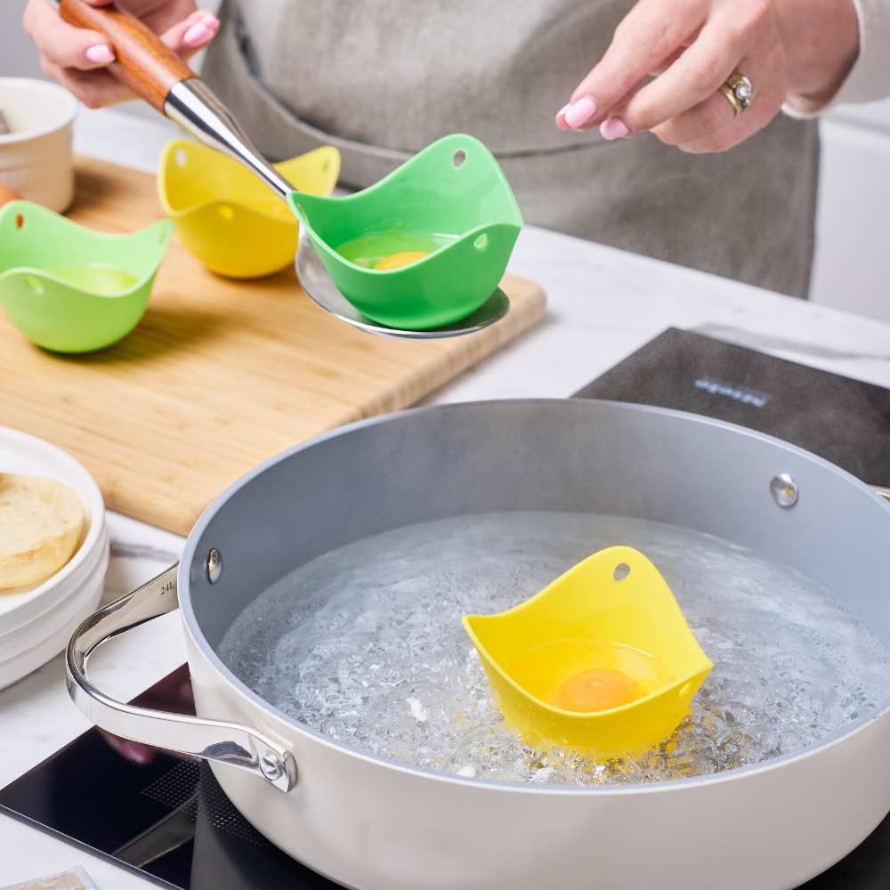 12659 AVANTI SILICONE EGG POACH SET (2)