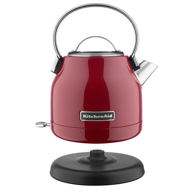 ER_KitchenAid-Kettle-KEK1222-Empire-Red-02_660x_crop_center