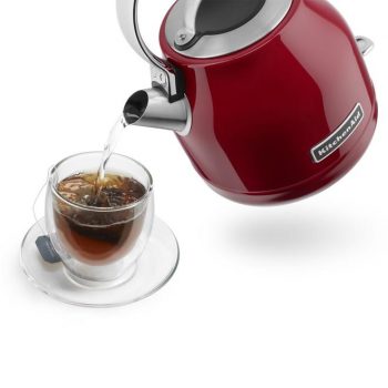 ER_KitchenAid-Kettle-KEK1222-Empire-Red-03_660x_crop_center