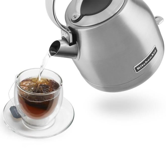 SX_KitchenAid-Kettle-KEK1222-Stainless-Steel-04_660x_crop_center