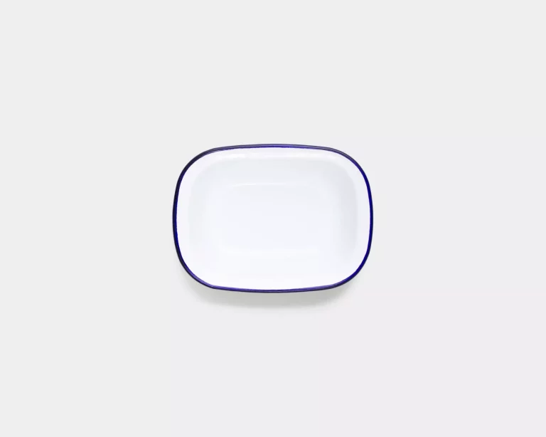 falcon-pie_dish-original_white_blue-above_1x20-rgb_2400x