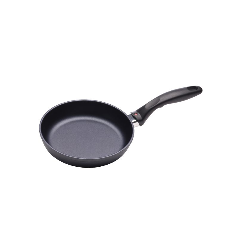 Lodge Classic Cast Iron frying pan L5SK3, 20 cm