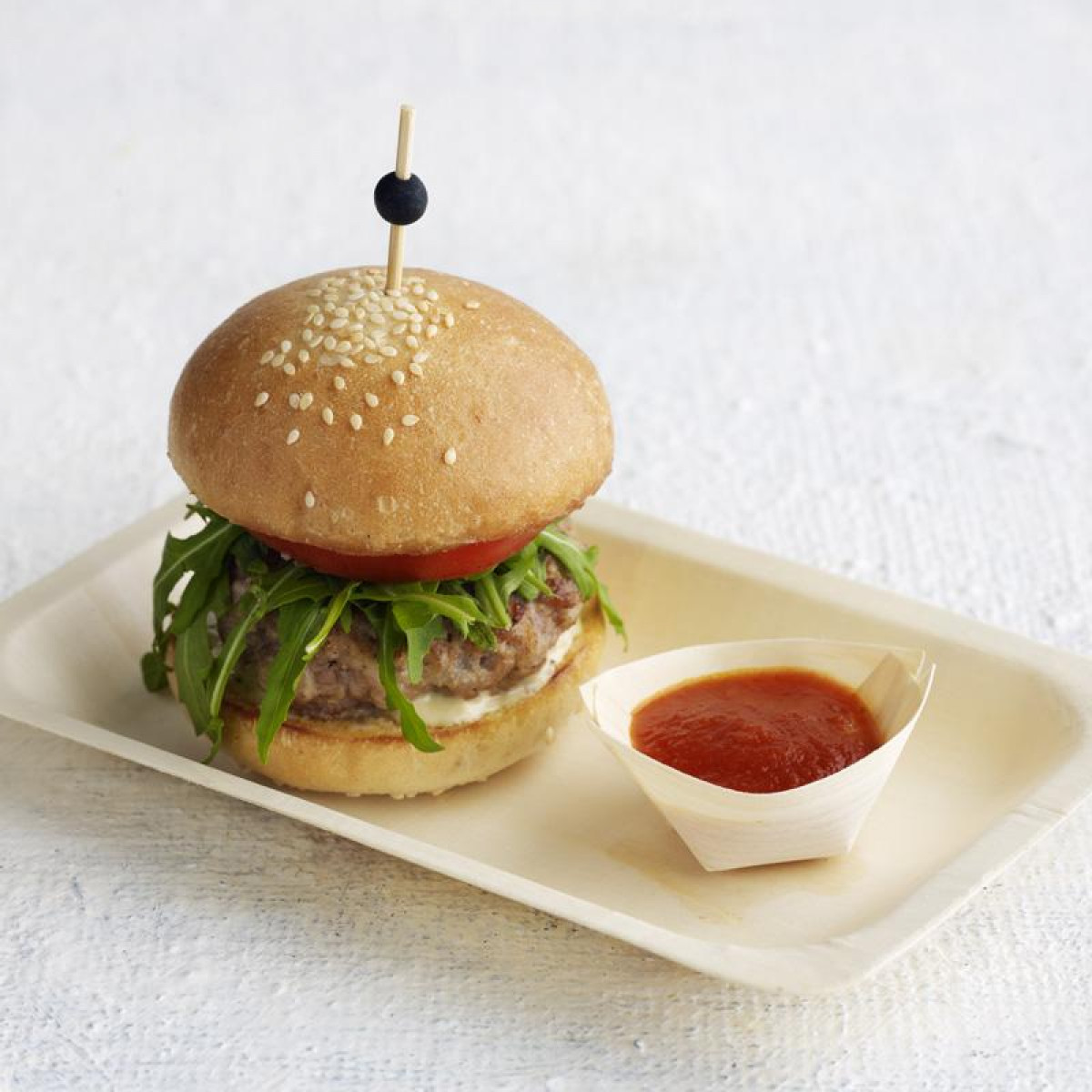 green-bean-wooden-plates-1525321101