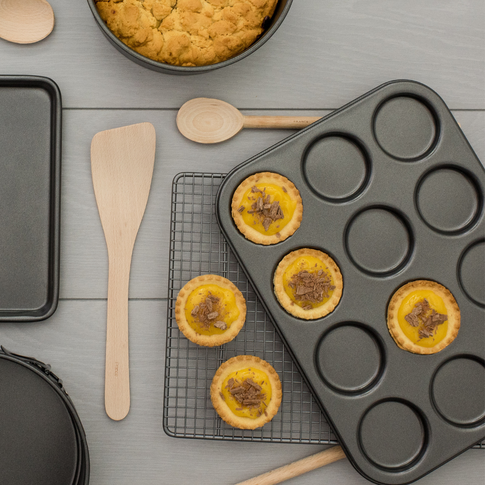 Bakemaster Non-Stick Macaroon and Whoopie Pie Pan 12 Hole (1)
