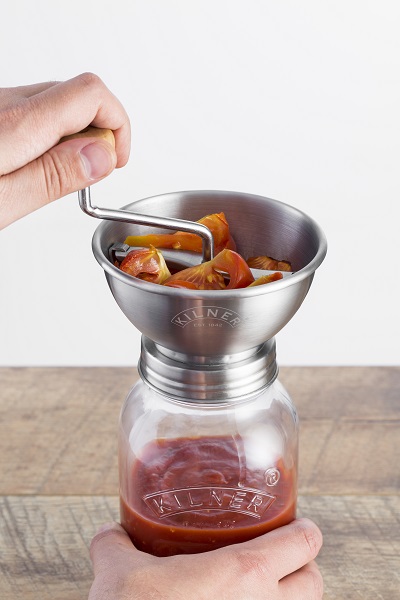 Kilner Sauce Press Jar Set 1L Product Image 0