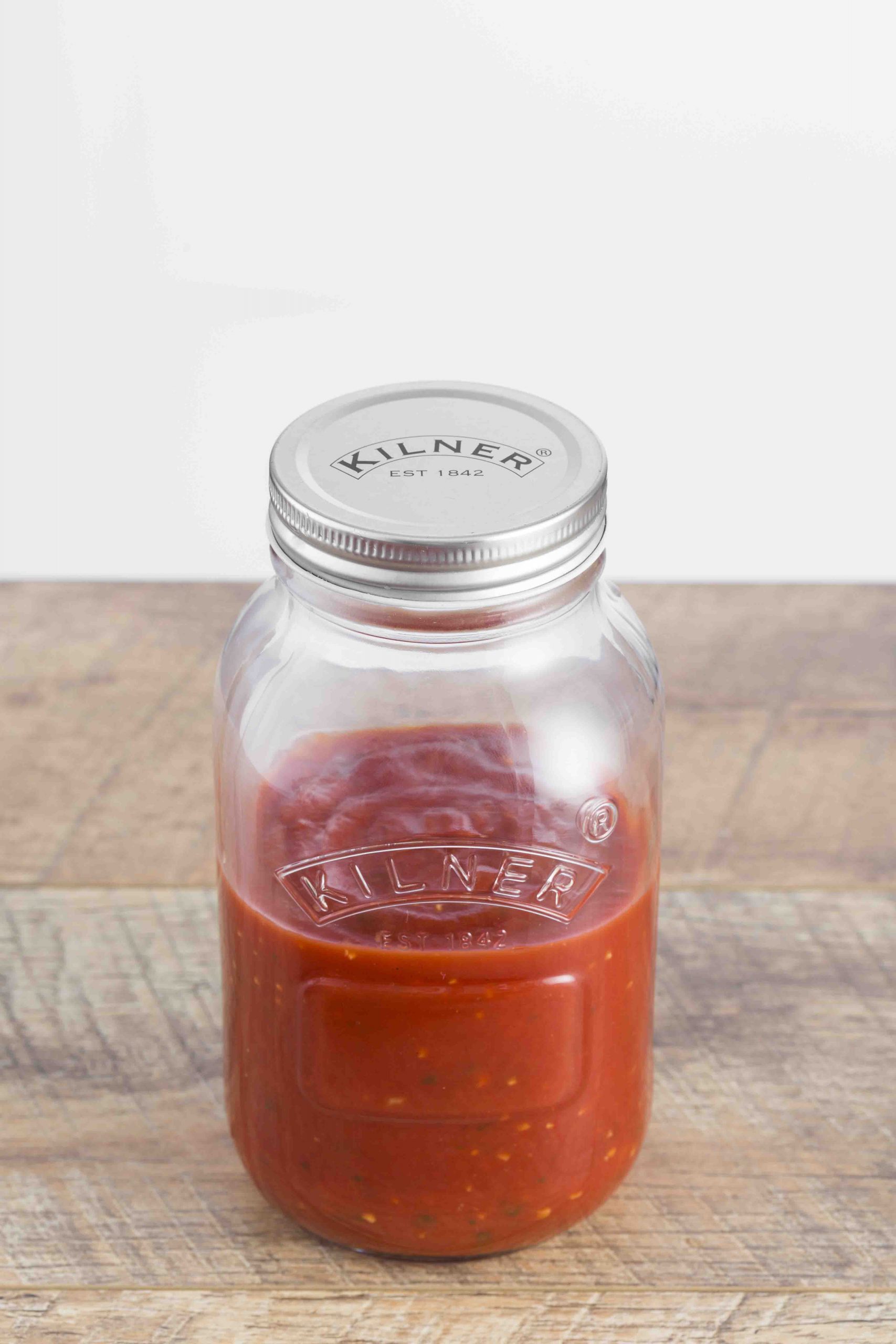 Kilner Sauce Press Jar Set 1L Product Image 4
