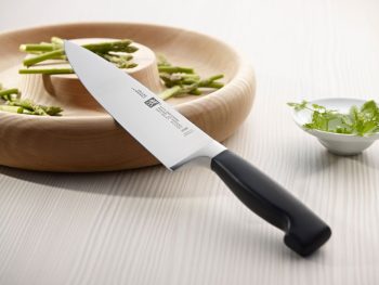 60020 – Zwilling FOUR STAR Chef’s Knife 20cm – LS7