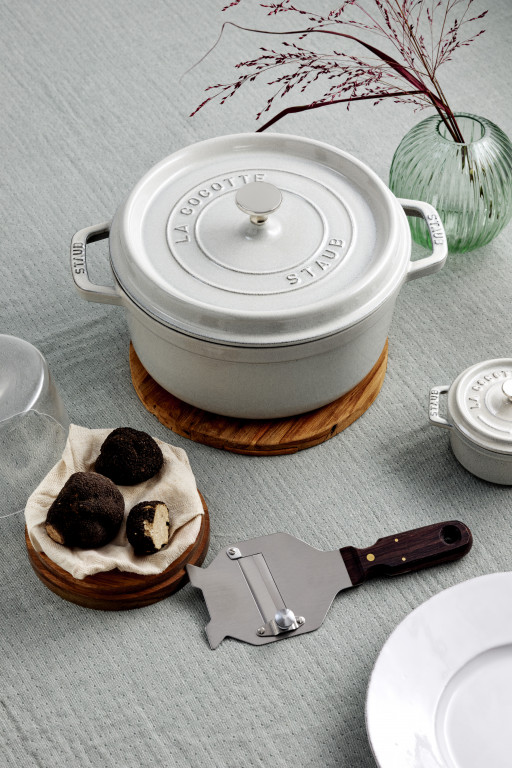 65347 – Round Cocotte White Truffle LS