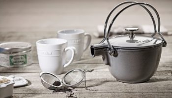 staub_cast-iron_specialities_teapots