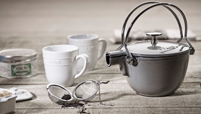Staub tea kettle deals