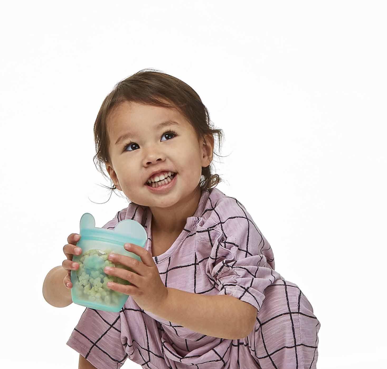 20191024_094001 Teal bear cup with Abigail squatting on white seamless copy