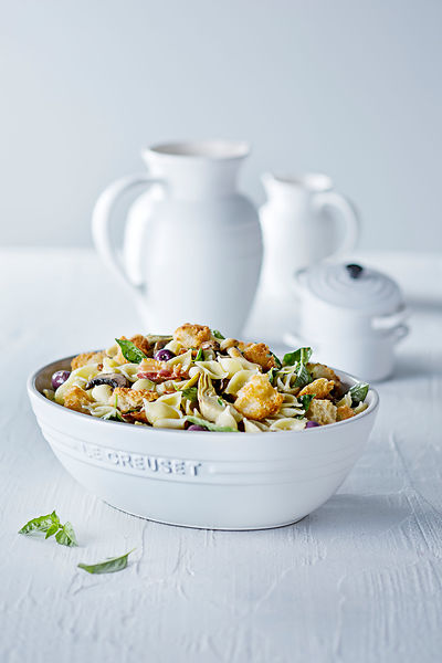 Pasta Salad Bowl Lifestyle Examples3