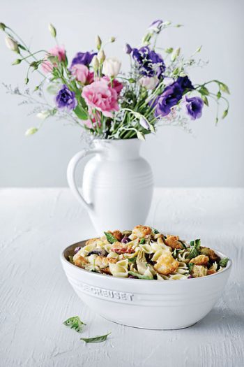 Pasta Salad Bowl Lifestyle Examples4