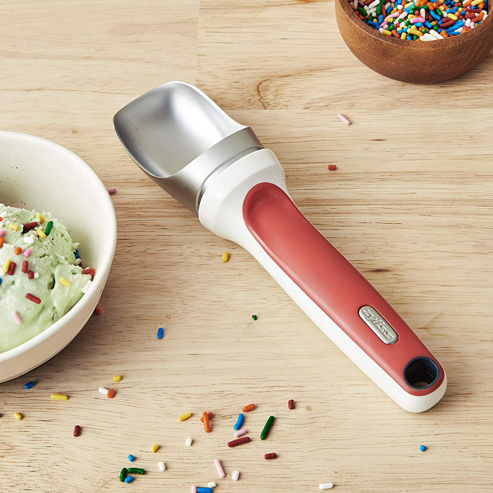 Zyliss Right Scoop Ice Cream Scoop Coloured Chef's Complements