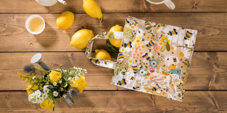 Shopping Bags & Totes | Heading Image | Product Category