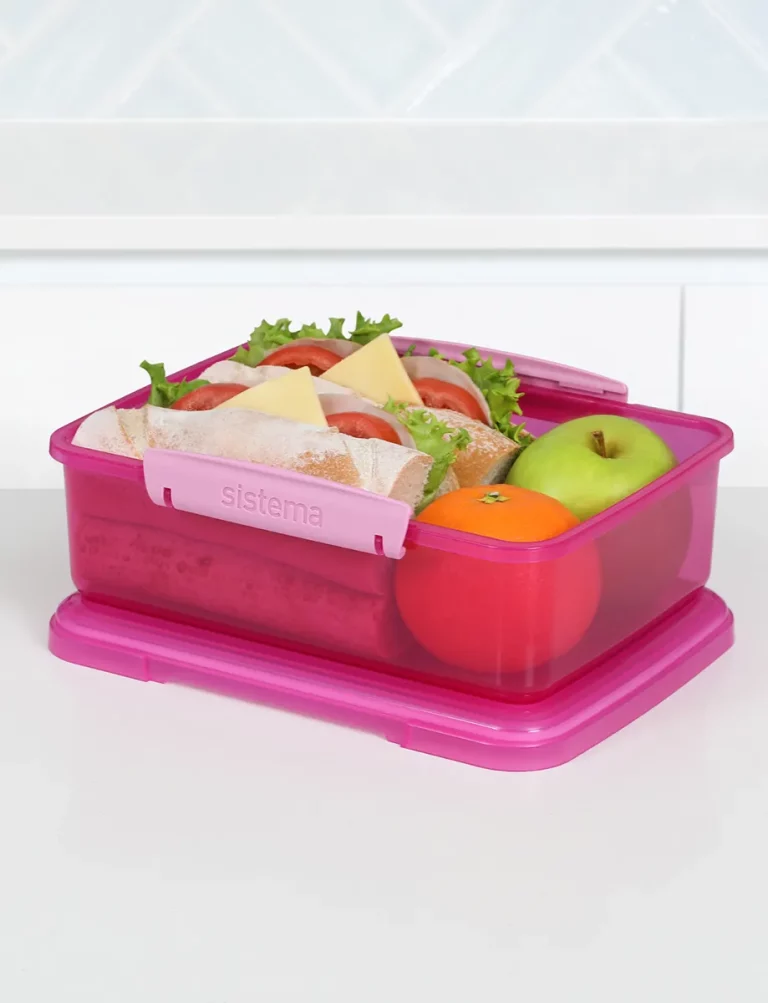 31712_2l_lunch_lunch_lifestyle_food_bench_open_pink