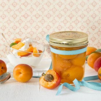 Bormioli Rocco Quattro Stagioni Wide Neck Jars Apricots in Syrup