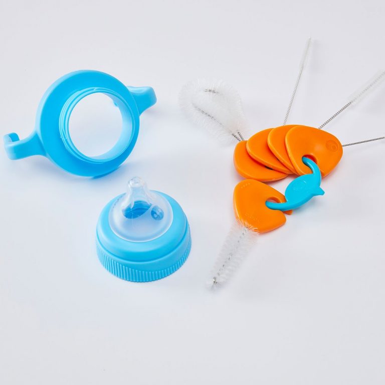 cleaning-brush-set_lifestyle_brush-5_x1024