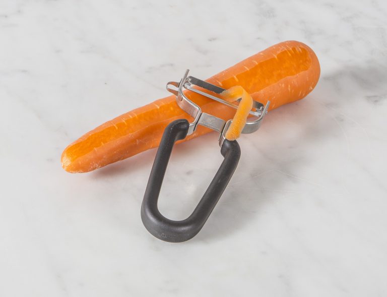 sav-0501 japanese blade y peeler