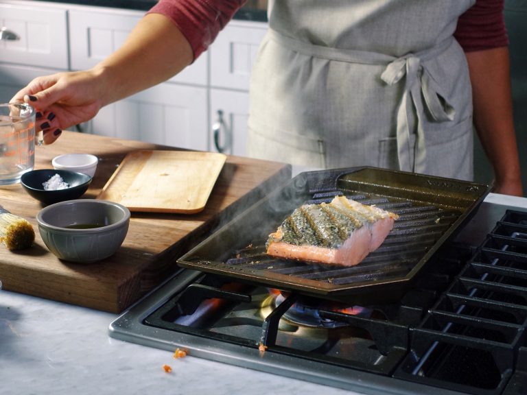 gallery-grill-pan-15-salmon