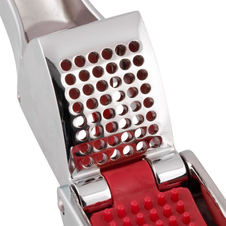 1404 – Zyliss Easy Release Garlic Press – LS (9)