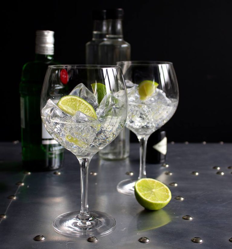 Bar – Gin & Tonic-LR