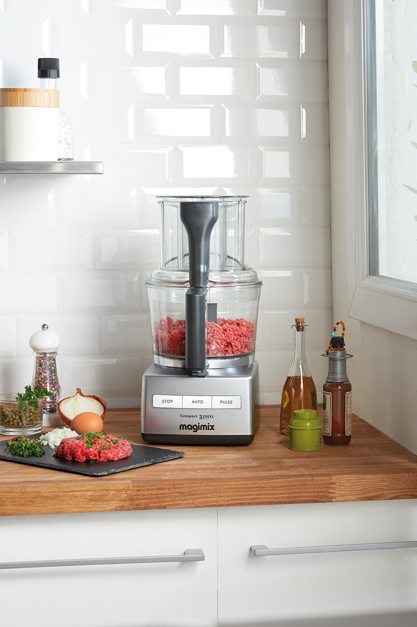 Compact 3200XL_Satin_Chrome mat_beef tartar_tartare boeuf_front_face copy