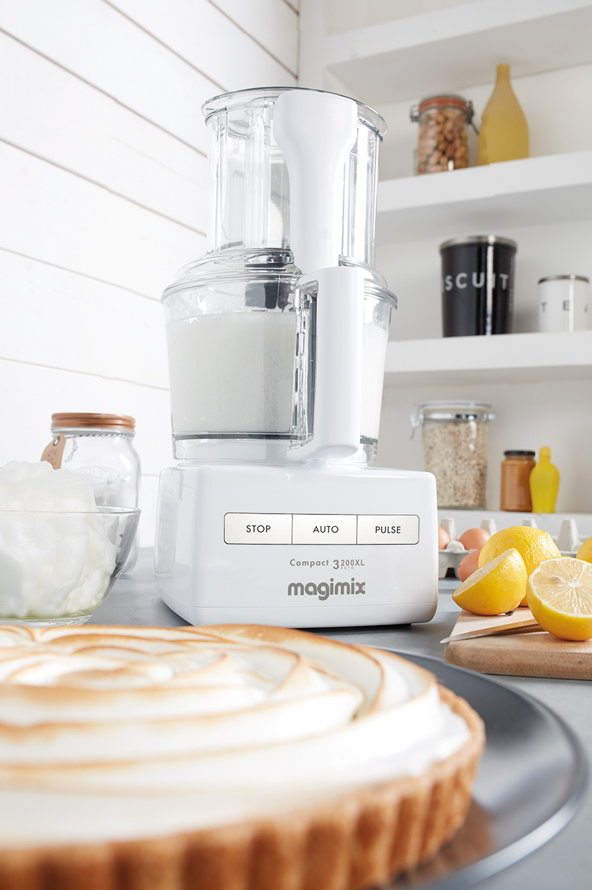 Magimix Compact 3200 XL Food Processor White Product Image 2