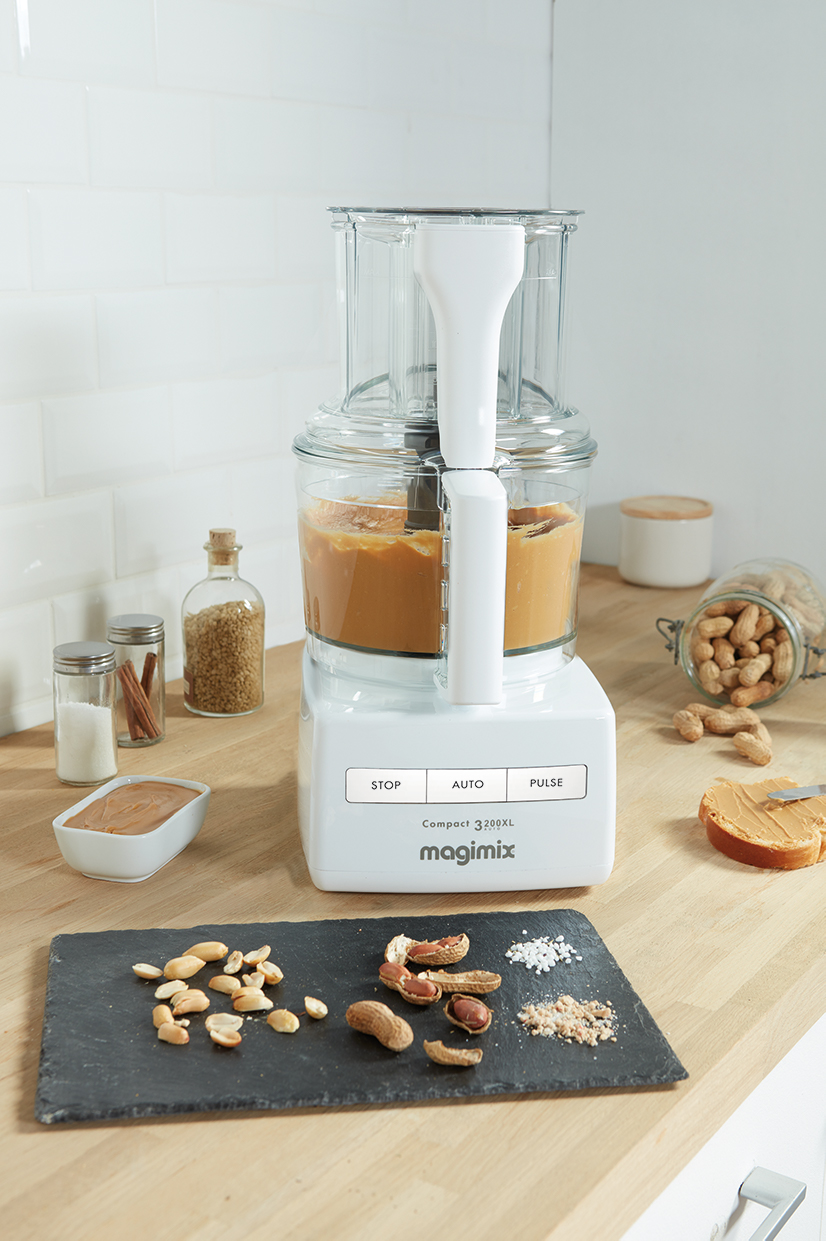 Magimix Compact 3200 XL Food Processor White Product Image 3