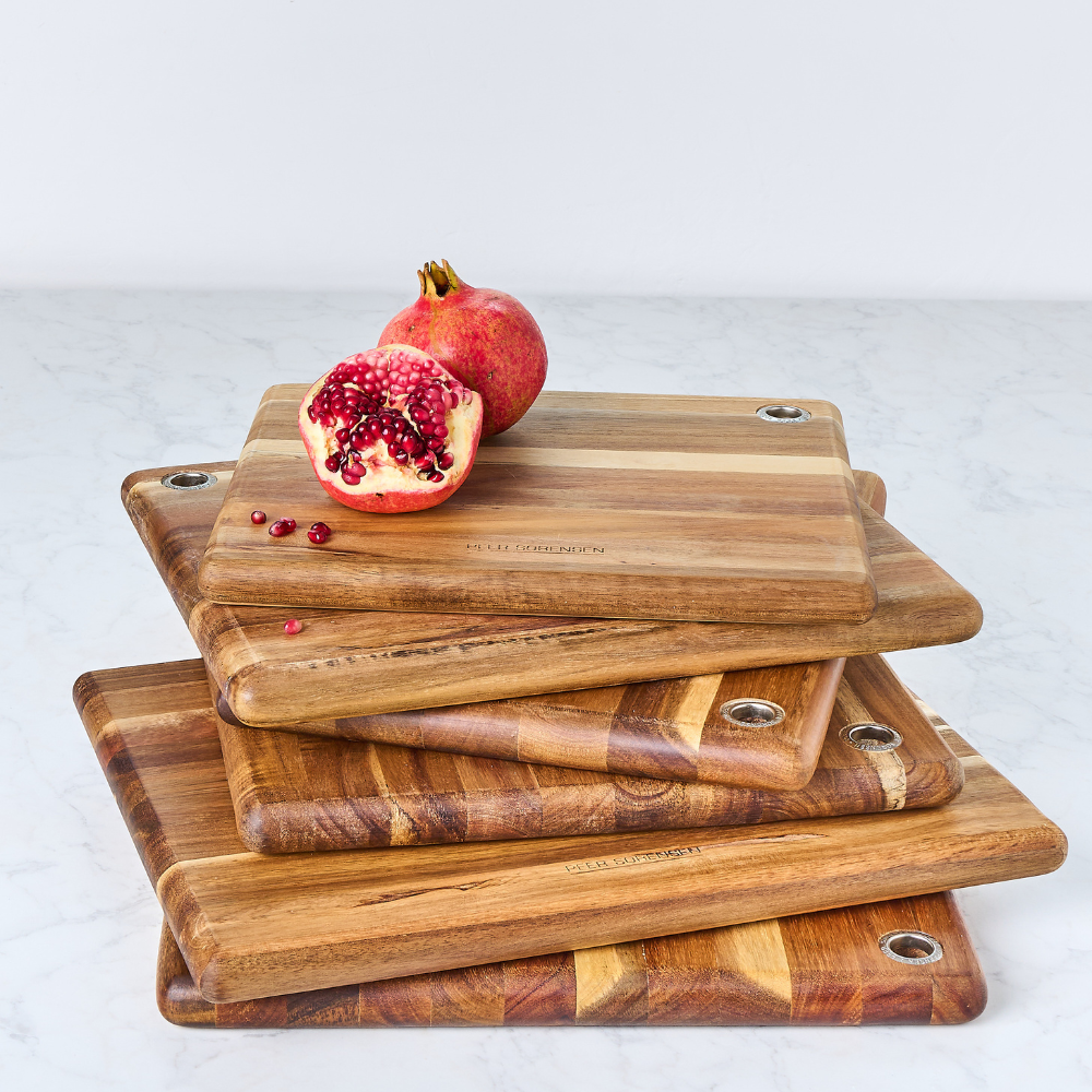 Peer Sorensen Acacia Wood Cutting Board with Eyelet (6 Sizes) (3)