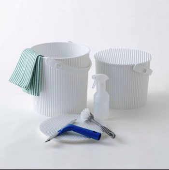 White Hachiman bucket-cleaning