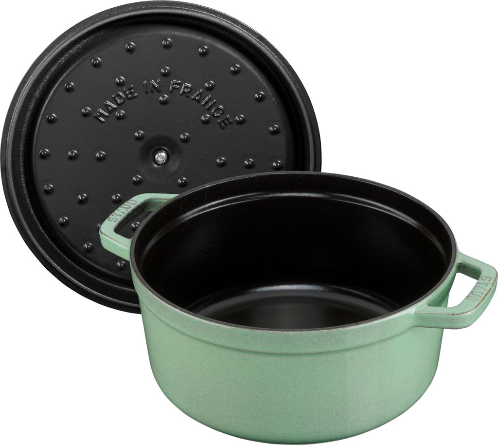 63183 – Staub Round Cocotte 24cm – Sage Green – HR2