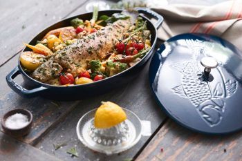 65356 – Staub La Mer ‘Fish’ Oval Dish 32cm – LS (12)