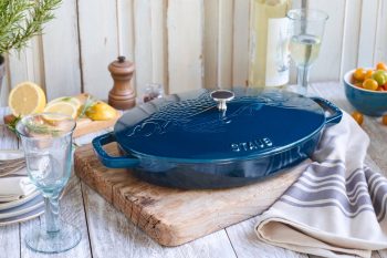 65356 – Staub La Mer ‘Fish’ Oval Dish 32cm – LS (5)