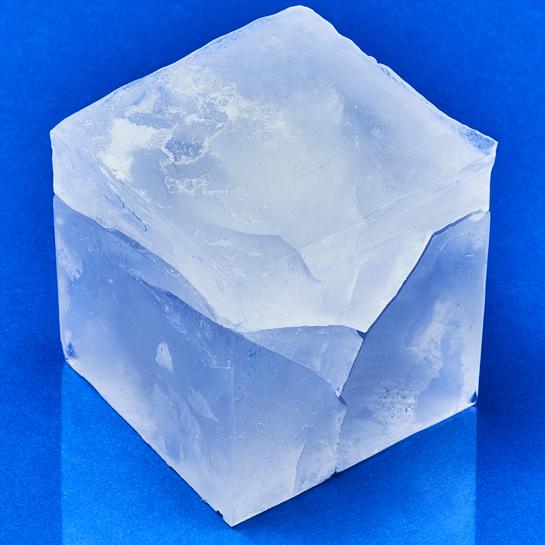 ZK153_CubeIce_H_600x